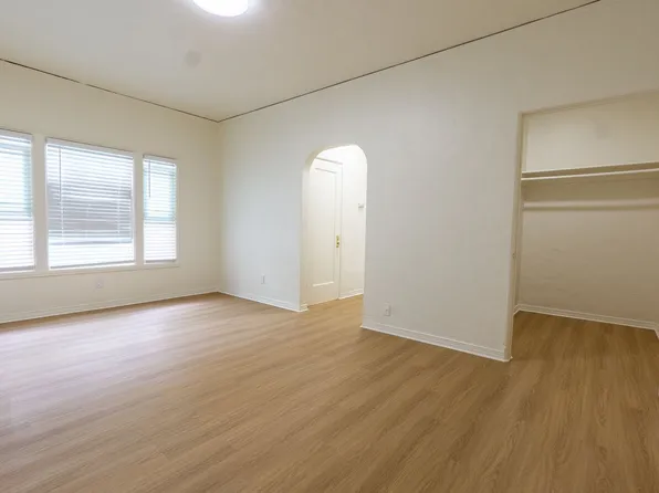 40th Street Apartments