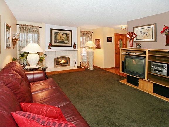 2nd image of 20088 Woden Ct NE