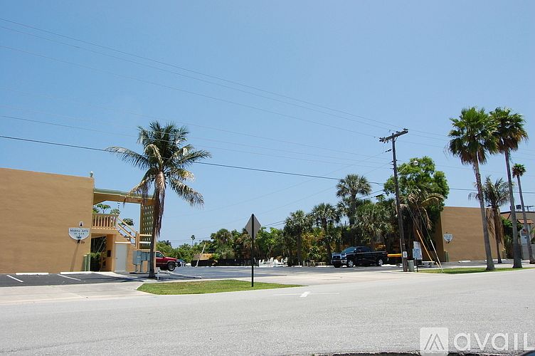 1st image of 318 Southwind Dr #11