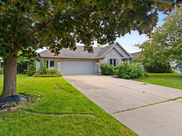 1789 Camarillo Ct, De Pere, WI 54115