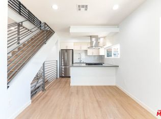 756 N Ridgewood Pl, Los Angeles, CA 90038