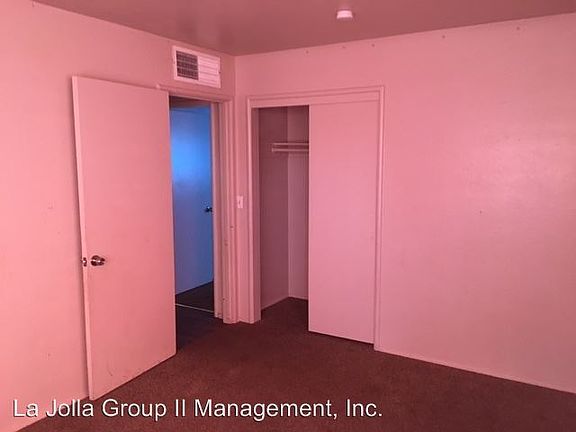 4th image of 3142 E Weldon Ave
