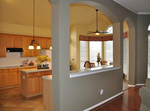 5th image of 1108 Chinkapin Ln