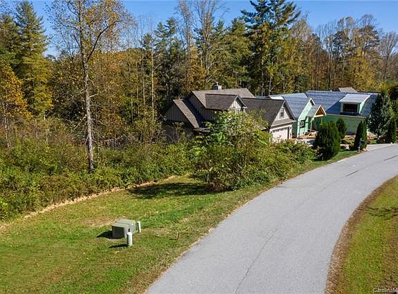 5th image of 34 Copper Mill Ct #21