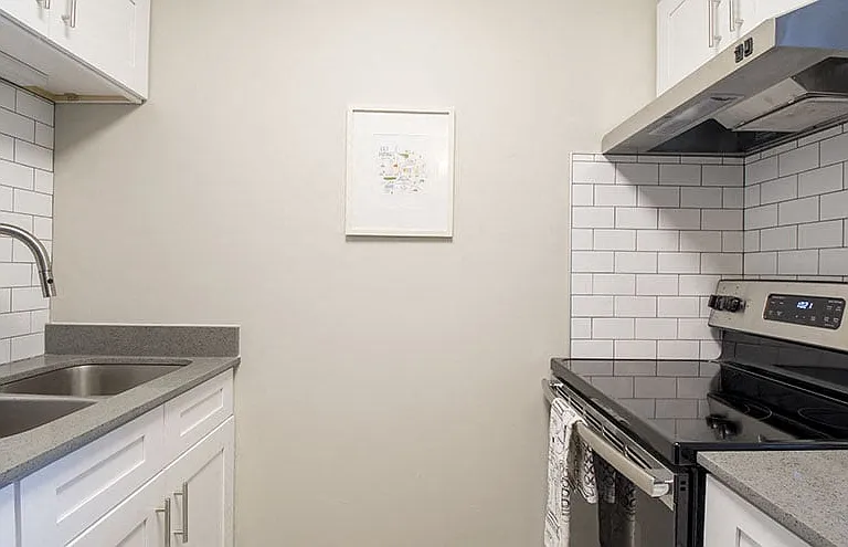 The Scott at East Village — Photo 2