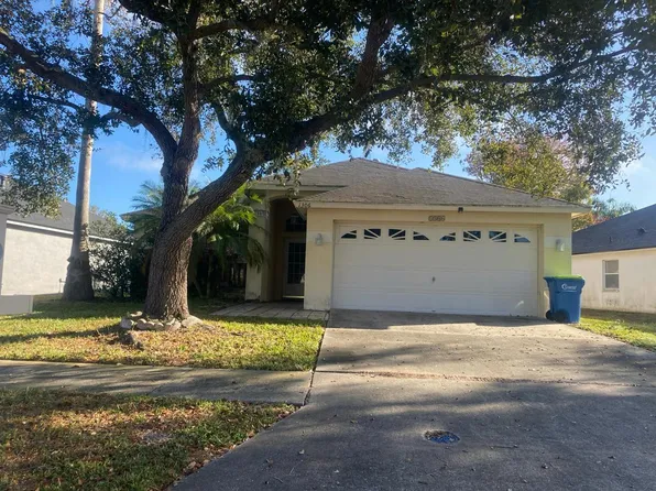 1306 Crimson Clover Ln, Zephyrhills, FL 33543
