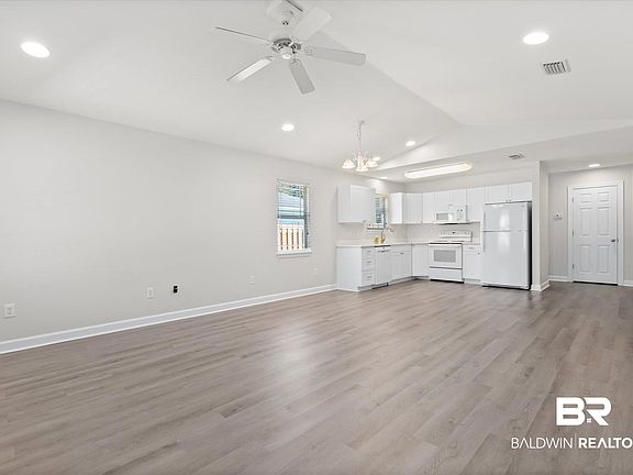 2nd image of 801 E 23rd Ave