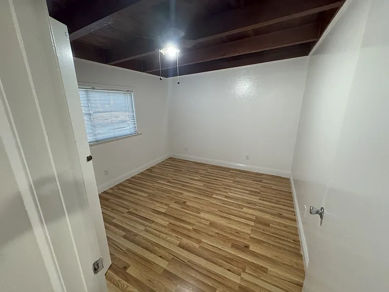 3765 Paradise Ave #1 — Photo 7