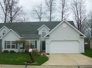 4003 Mallard Bay Dr APT 20, Perry, OH 44081