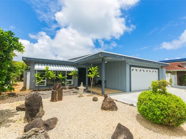 235 Ainahou St, Honolulu, HI 96825