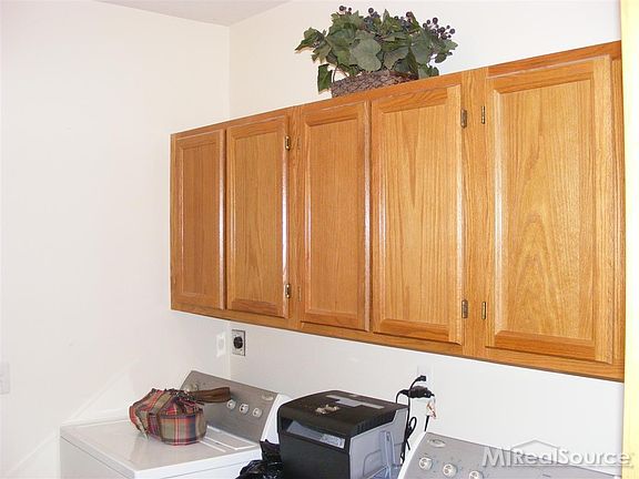 5th image of 2815 Lochmoor Blvd #15