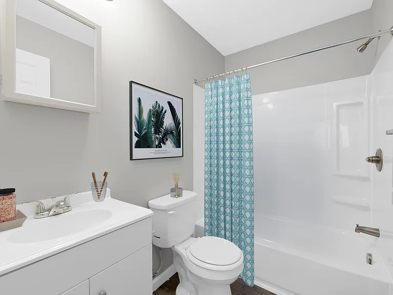 Garden Heights Apartments — Photo 15