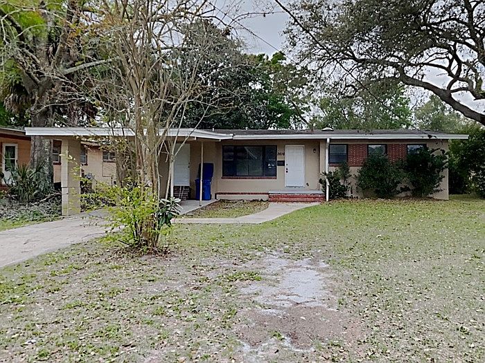 1st image of 2616 E Pine Summit Dr