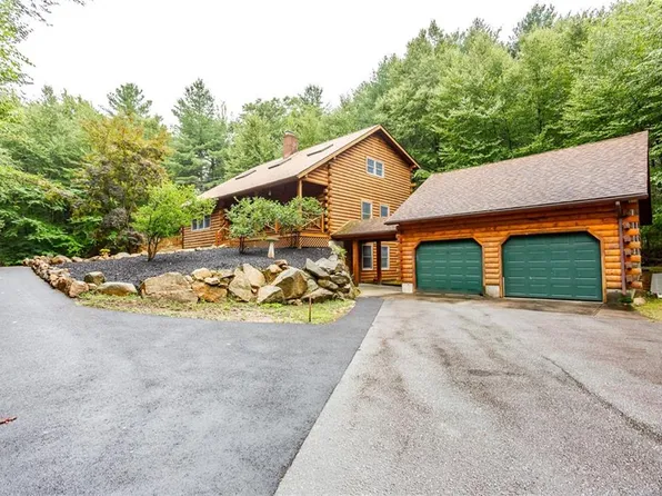 275 Moosehorn Rd, East Greenwich, RI 02818