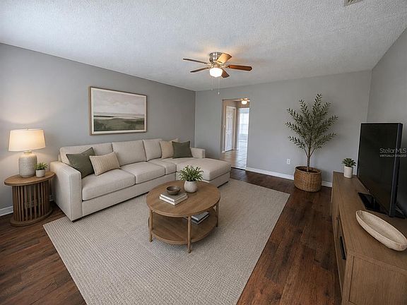3rd image of 3153 LODI DRIVE