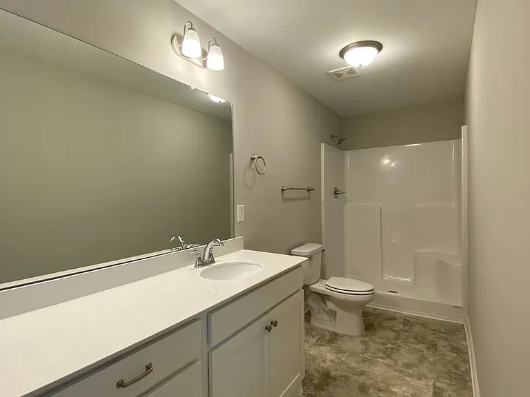 7950 Saint James Dr — Photo 25