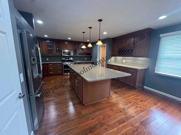 1741 Fairway Dr — Photo 32