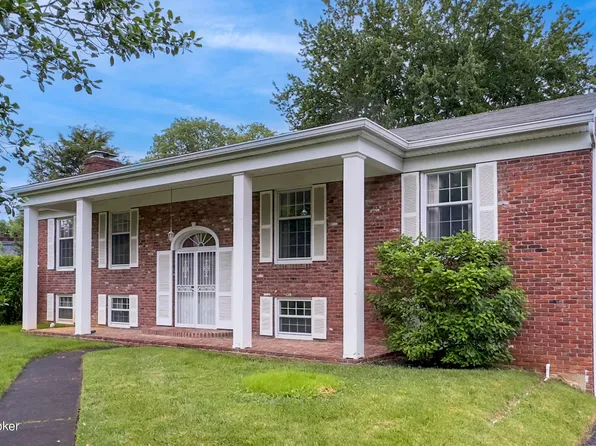 3219 Five Oaks Pl, Louisville, KY 40207