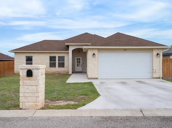 77 Yvonne Dr, Del Rio, TX 78840