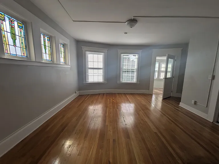 85 Hubinger St #2B — Photo 9