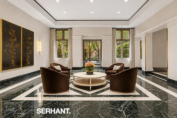 Entry / hallway, photo 1
