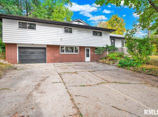 3808 N Walround Ln, Peoria, IL