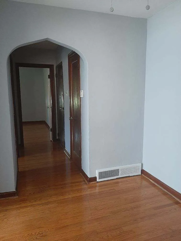 1 bed, 750 sqft, $700 — Photo 2
