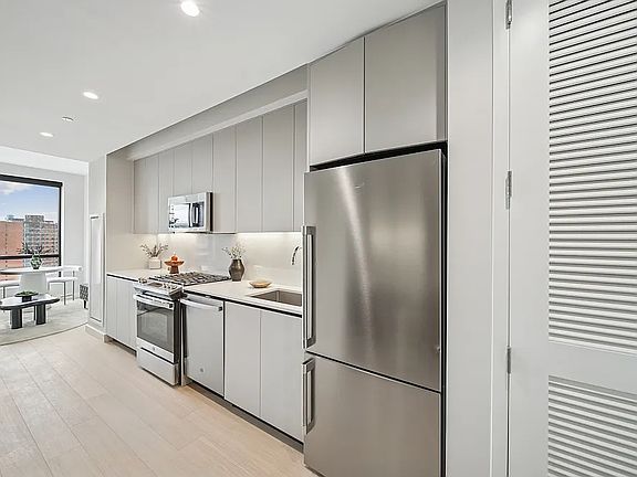 5th image of 567 Fulton St #20H