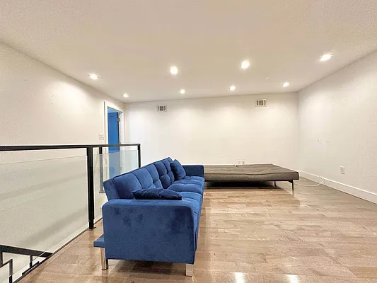 Rented by Doorway NYC, LLC | media 31