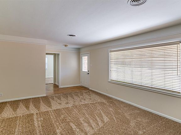 4th image of 416 Joanna Dr