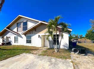 7493 Pebble Beach Rd, Fort Myers, FL 33967