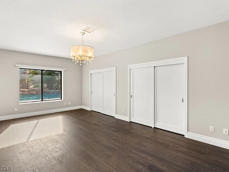 13 Dovetail Cir — Photo 44