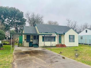 5267 Sunset Ave, Beaumont, TX 77705