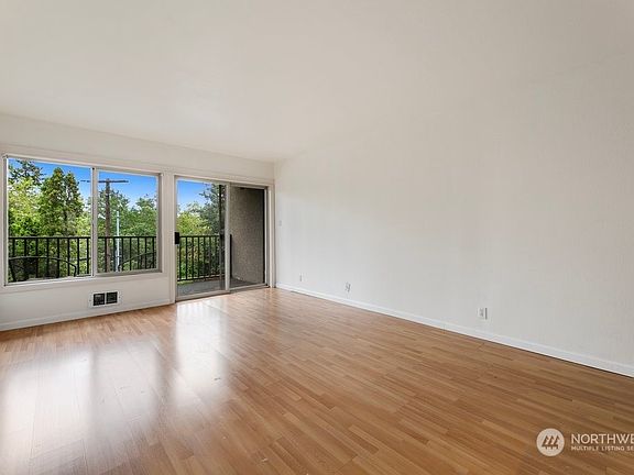 3rd image of 130 105th Avenue SE #214