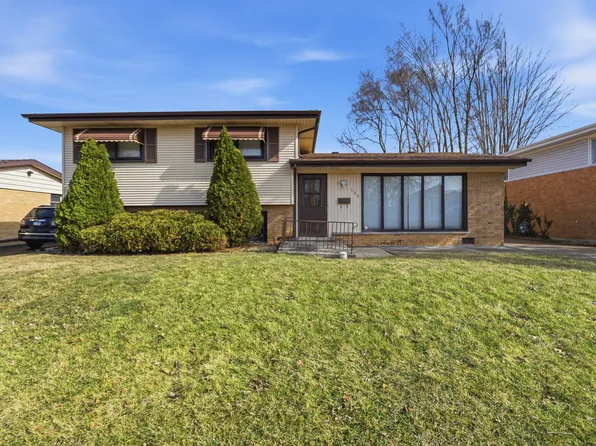 125 Mildred Ln, Chicago Heights, IL 60411