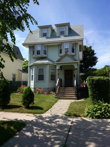 20 Longfellow St, Dorchester, MA, 02122