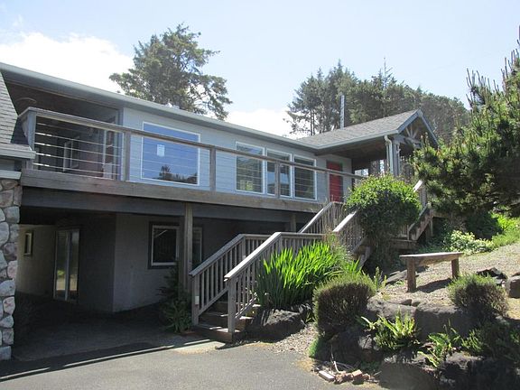 4th image of 2246 SW Coast Ave