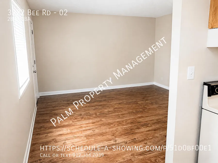 Two Bedroom, One Bath apartment for rent in great location with tons of space & W/D Hookups! — Photo 4