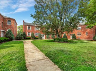 5872 Sunshine Dr UNIT 210, Saint Louis, MO 63109