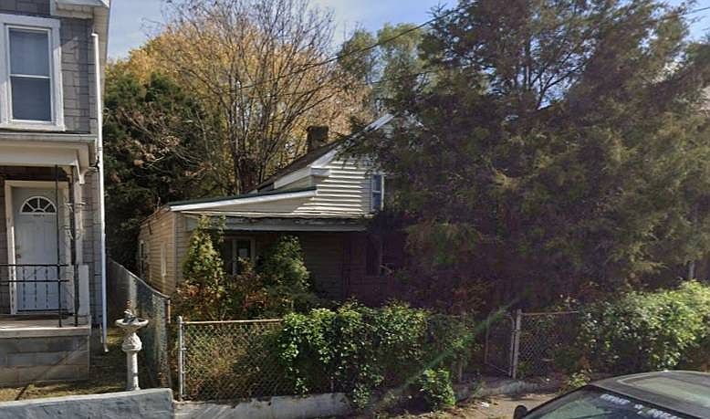 2nd image of 118 Swartz St