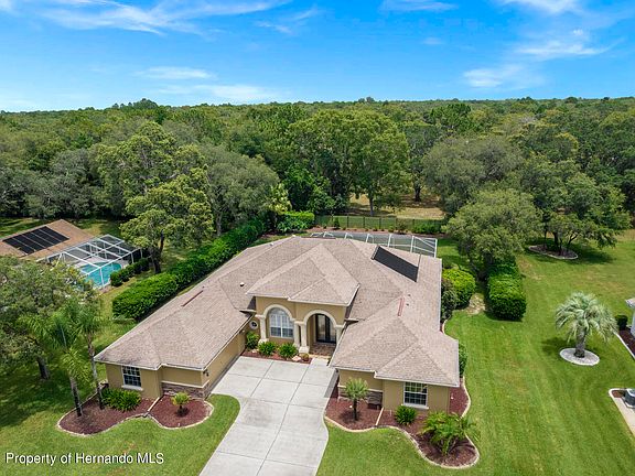 3rd image of 18222 Winding Oaks Blvd