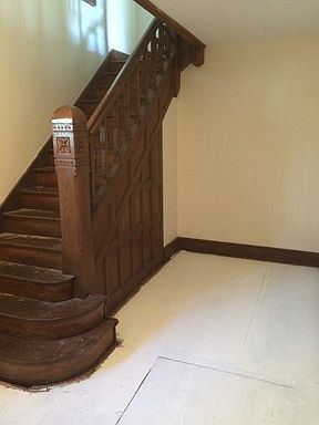 1st image of 231 E 9th St #18