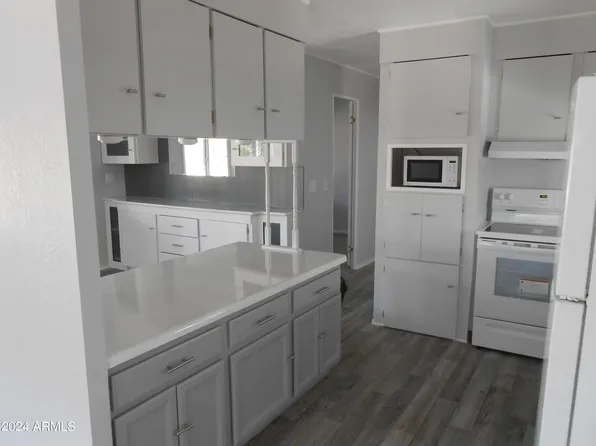 2121 N Center Streets #151, Mesa, AZ 85201