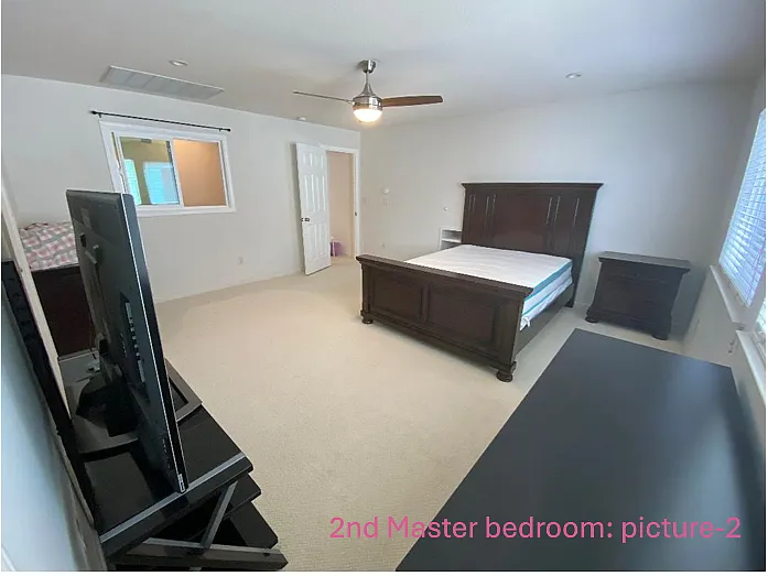 The second master bedroom upstairs - picture 2 - 9707 Ruddy Duck Way