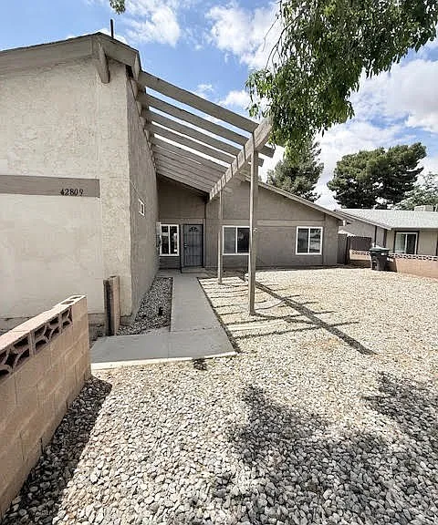 42809 37th St W — Photo 1