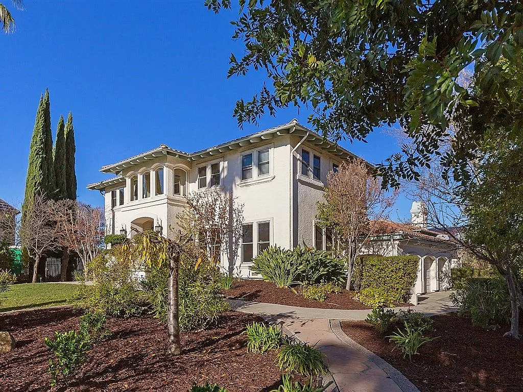 3665 Valley Ridge Ln photo 1