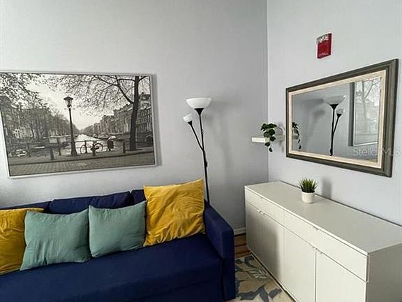 5th image of 4499 Saint Georges Ct