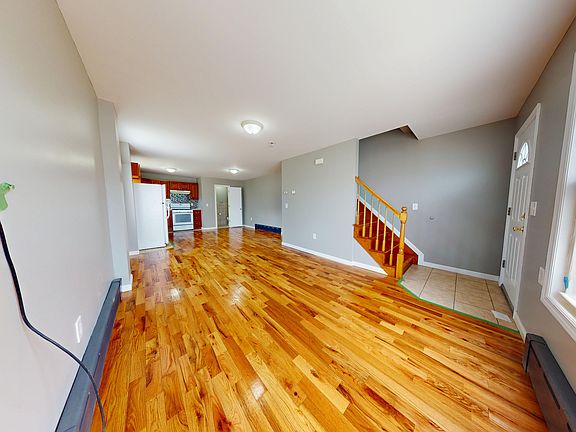 5th image of 211 Granite Ave #1