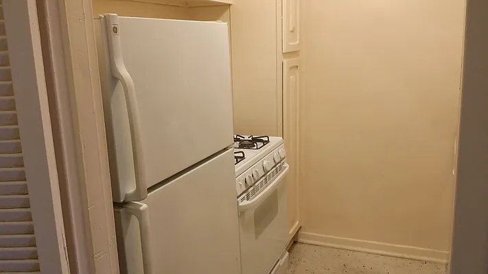 Rented by Realty Queens LLC | media 5