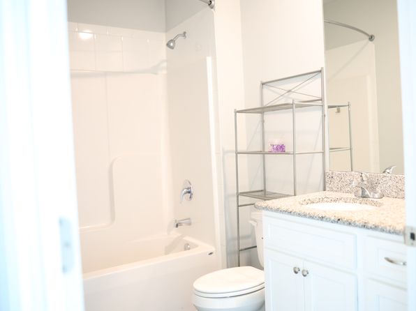 24850 SW 17th Pl APT 202